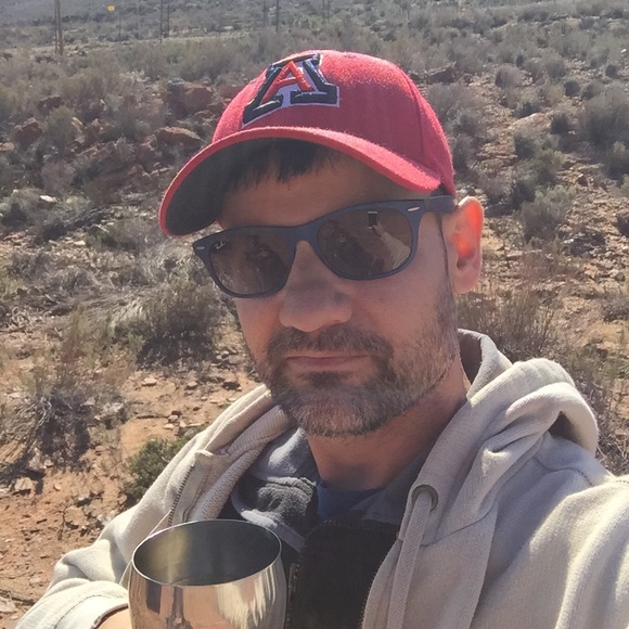 Meet your Posher, Jamie - Picture 2 of 2